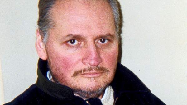 Francia condena a "Carlos" a cadena perpetua por un atentado en 1974 en París Francia condena a "Carlos" a cadena perpetua por un atentado en 1974 en París