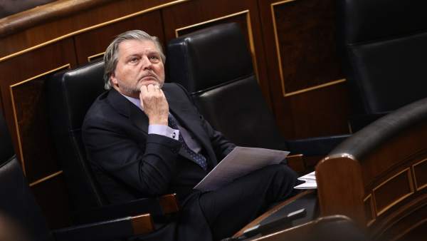 Íñigo Méndez de Vigo, ministro de Educación Íñigo Méndez de Vigo, ministro de Educación