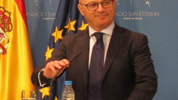 El consejero de Desarrollo Económico, Turismo y Empleo, Juan Hernández El consejero de Desarrollo Económico, Turismo y Empleo, Juan Hernández