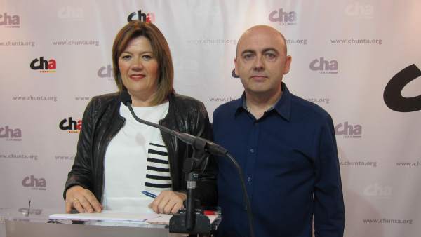 Carmen Martínez y Miguel Jaime, dirigentes de CHA Carmen Martínez y Miguel Jaime, dirigentes de CHA