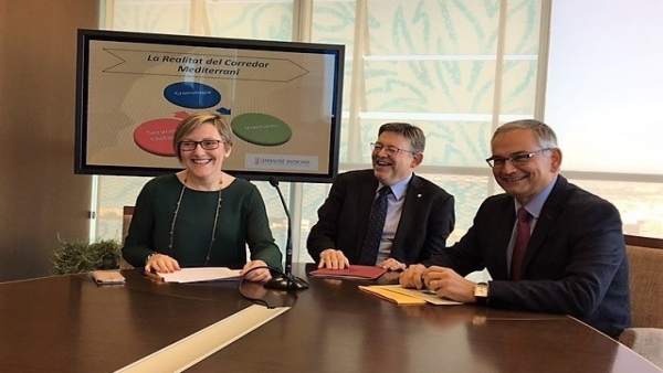 El Consell denuncia que el 80% de l'invertit en el Corredor s'ha destinat a eixos radials que connecten amb Madrid El Consell denuncia que el 80% de l'invertit en el Corredor s'ha destinat a eixos radials que connecten amb Madrid
