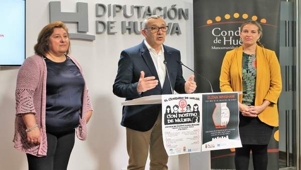 Presentan los premios Elena Whishaw. Presentan los premios Elena Whishaw.