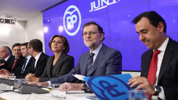 Mariano Rajoy y María Dolores Cospedal en la Junta Directiva Nacional del PP Mariano Rajoy y María Dolores Cospedal en la Junta Directiva Nacional del PP