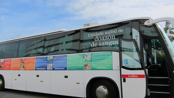 Unidad Móvil Del CTG Para Donación De Sangre En Galicia. Unidad Móvil Del CTG Para Donación De Sangre En Galicia.