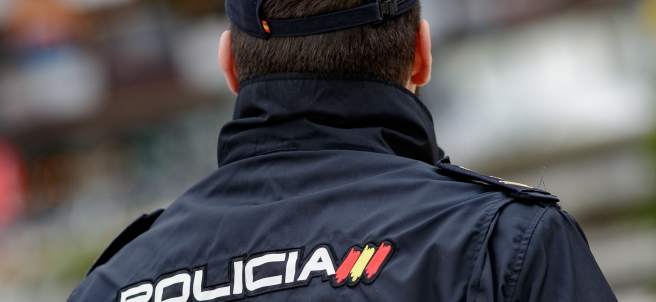 Policía