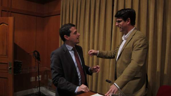 Pedro García y José María Bellido en el Pleno Pedro García y José María Bellido en el Pleno