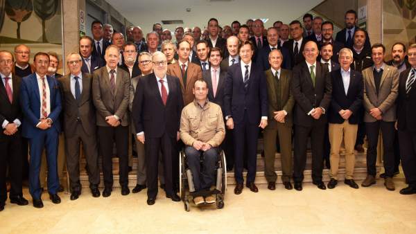 José Ramón Lete se reúne con los presidentes de las federaciones deportivas José Ramón Lete se reúne con los presidentes de las federaciones deportivas