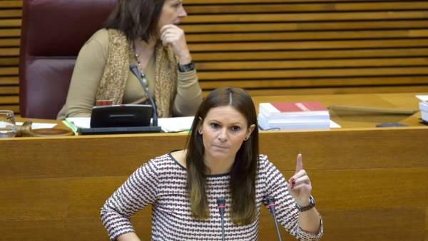El PP insta Marzà a dimitir pel seu "fracàs" amb el "decret de xantatge lingüístic" El PP insta Marzà a dimitir pel seu "fracàs" amb el "decret de xantatge lingüístic"