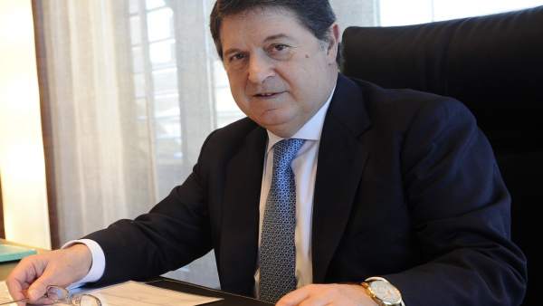 Olivas renuncia als honors com a expresident de la Generalitat per la condemna a pena de presó Olivas renuncia als honors com a expresident de la Generalitat per la condemna a pena de presó