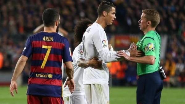 Hernández Hernández habla con Cristiano Hernández Hernández habla con Cristiano