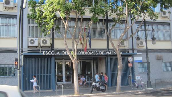 Educació habilitarà tres noves seccions de l'EOI de València en el curs 2018-2019 Educació habilitarà tres noves seccions de l'EOI de València en el curs 2018-2019
