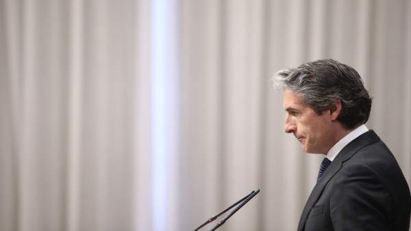 Íñigo de la Serna presenta en la sede del Ministerio los Presupuestos Íñigo de la Serna presenta en la sede del Ministerio los Presupuestos