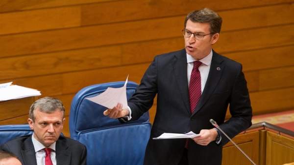 El presidente, Alberto Núñez Feijóo, en el pleno del Parlamento de Galicia El presidente, Alberto Núñez Feijóo, en el pleno del Parlamento de Galicia