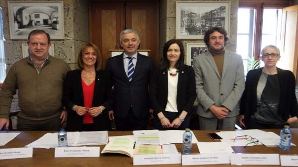 Firmantes del convenio por el plurilingüismo Firmantes del convenio por el plurilingüismo