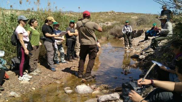 Voluntarios ambientales en 'Andarrios' Voluntarios ambientales en 'Andarrios'