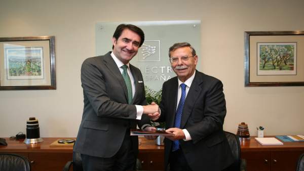 Suárez-Quiñones junto a José Folgado Suárez-Quiñones junto a José Folgado