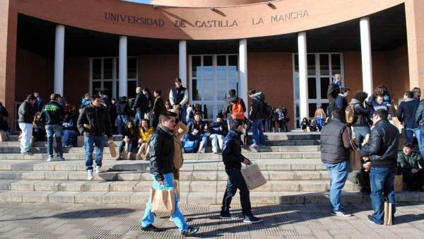 Universiatarios de la UCLM Universiatarios de la UCLM