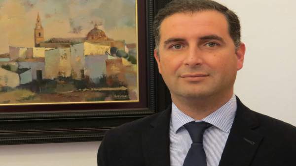 El alcalde de Moguer, Gustavo Cuéllar. El alcalde de Moguer, Gustavo Cuéllar.