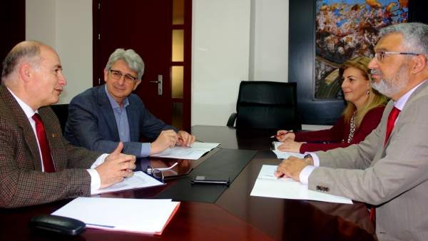 Reunión de la Cátedra de la Aiqbe. Reunión de la Cátedra de la Aiqbe.