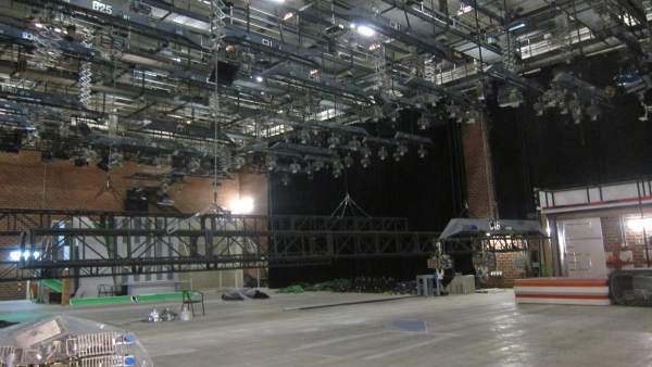 Imagen de uno de los estudios de Canal 9 vacío tras el cierre de RTVV Imagen de uno de los estudios de Canal 9 vacío tras el cierre de RTVV