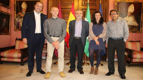 El vicepresidente de Public Health and Palliative Care International, en Sevilla El vicepresidente de Public Health and Palliative Care International, en Sevilla