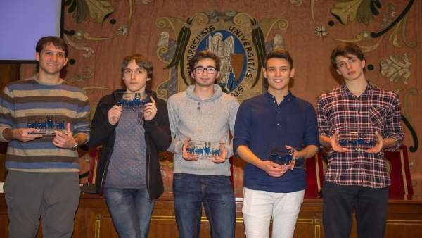 Algunos de los premiados en la Olimpiada de Filosofía de Navarra. Algunos de los premiados en la Olimpiada de Filosofía de Navarra.