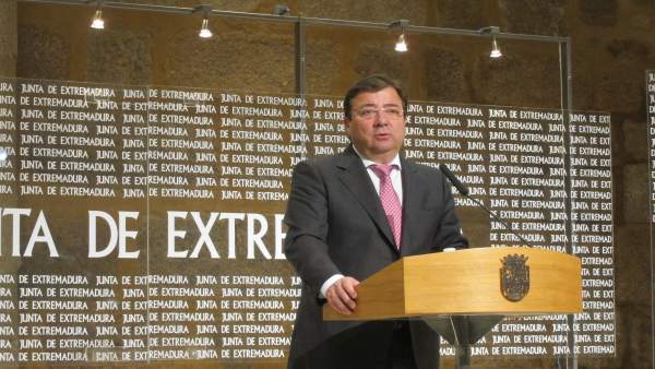 Guillermo Fernández Vara Guillermo Fernández Vara