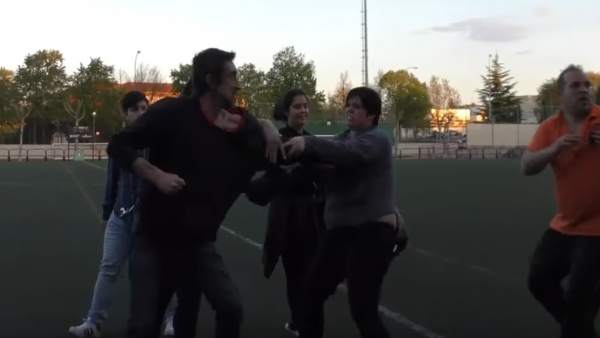 Pelea entre padres en la Ribera Pelea entre padres en la Ribera