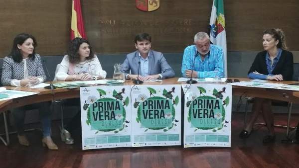 Presentación de la XII Primavera en la dehesa Presentación de la XII Primavera en la dehesa