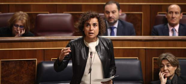 Dolors Montserrat, ministra de Sanidad