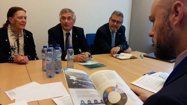 Olona busca en Bruselas apoyo para la descontaminación de lindano Olona busca en Bruselas apoyo para la descontaminación de lindano