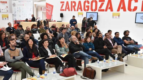 Acto en el Semillero de Ideas de Zaragoza Activa Acto en el Semillero de Ideas de Zaragoza Activa