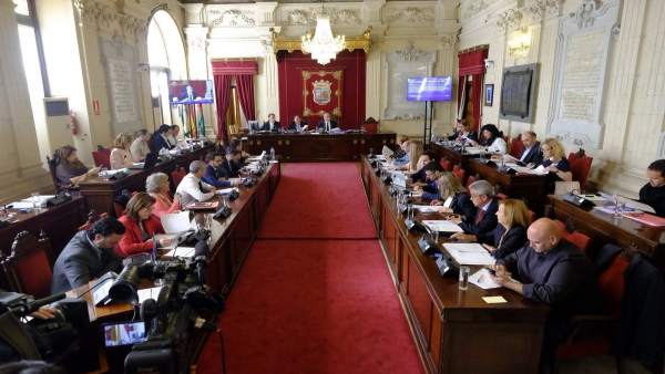 Pleno del Ayuntamiento de Málaga. Abril de 2017 Pleno del Ayuntamiento de Málaga. Abril de 2017