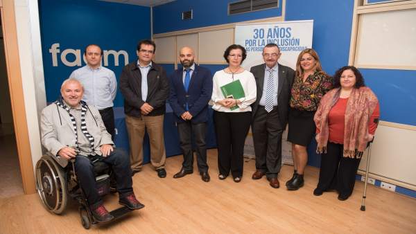 El diputado de Cultura ha asistido a los actos del trigésimo aniversario de FAAM El diputado de Cultura ha asistido a los actos del trigésimo aniversario de FAAM