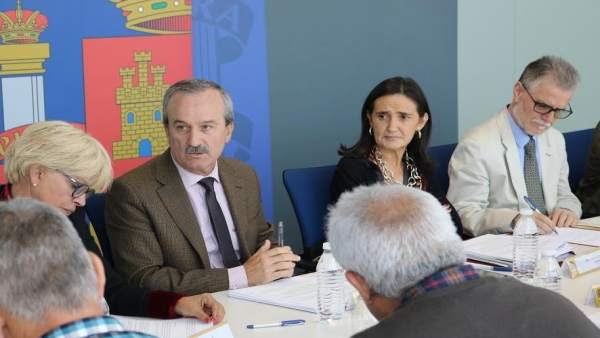 La subdelegada del Gobierno, Asunción Grávalos, reunión Profea. La subdelegada del Gobierno, Asunción Grávalos, reunión Profea.