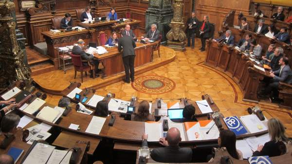 Pleno del Ayuntamiento de Barcelona Pleno del Ayuntamiento de Barcelona