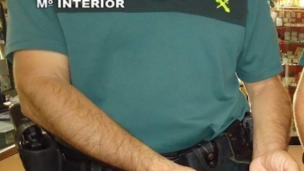 Joya recuperada por la Guardia Civil. Joya recuperada por la Guardia Civil.