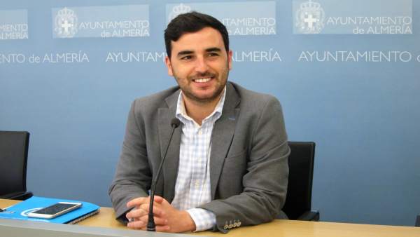 El concejal de Fomento del Ayuntamiento de Almería, Carlos Sánchez (PP) El concejal de Fomento del Ayuntamiento de Almería, Carlos Sánchez (PP)