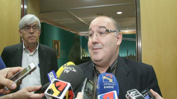 Benito Carrera y José de las Morenas en la jornada de seguridad en el trabajo. Benito Carrera y José de las Morenas en la jornada de seguridad en el trabajo.
