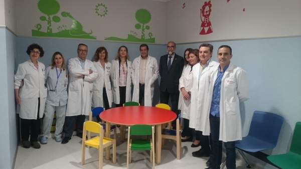 Fernando Domínguez en el área de urgencias pediátricas del hospital de Tudela Fernando Domínguez en el área de urgencias pediátricas del hospital de Tudela