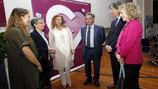 Salón De Actos Del Centro Hospitalario Padre Menni, Santander El Presidente De C Salón De Actos Del Centro Hospitalario Padre Menni, Santander El Presidente De C