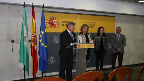 Rueda de prensa sobre la comisión de seguimiento del Profea Rueda de prensa sobre la comisión de seguimiento del Profea