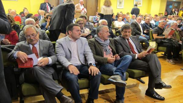 Javier Fernández, Pepe Álvarez, Javier Fernández Lanero (UGT) y Wenceslao López Javier Fernández, Pepe Álvarez, Javier Fernández Lanero (UGT) y Wenceslao López