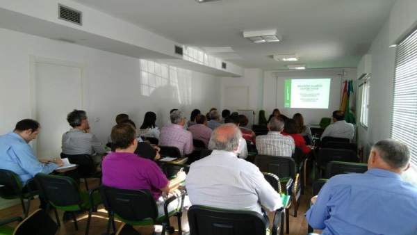 Reunión de la Junta con clubes deportivos de Jaén Reunión de la Junta con clubes deportivos de Jaén