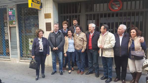 Rueda de prensa del equipo del alcalde de Porcuna, Miguel Moreno, en Jaén Rueda de prensa del equipo del alcalde de Porcuna, Miguel Moreno, en Jaén