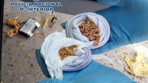Policía libre servicio frustra hurto málaga Policía libre servicio frustra hurto málaga