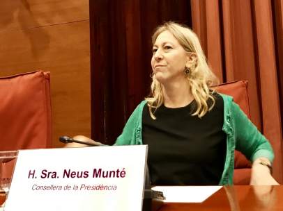 La consellera Neus Munté en el Parlament.
