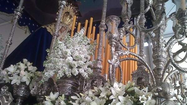 Virgen de los Desamparados Virgen de los Desamparados