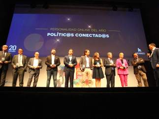Nueve personalidad públicas, premiadas como 'Políticos Conectados'