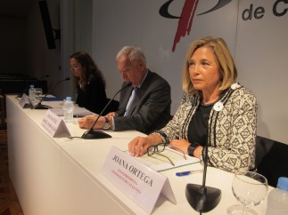 Joana Ortega, García-Margallo y Neus Tomàs.